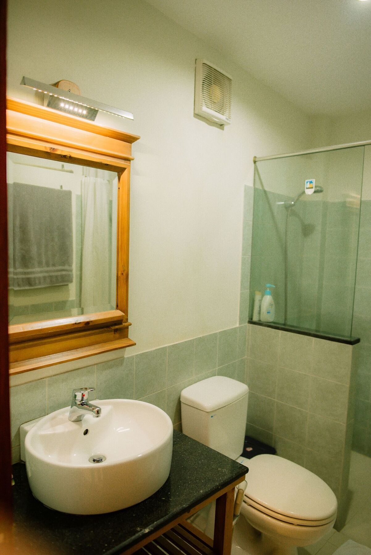 ホテル Ba Tra House ホーチミン市 エクステリア 写真